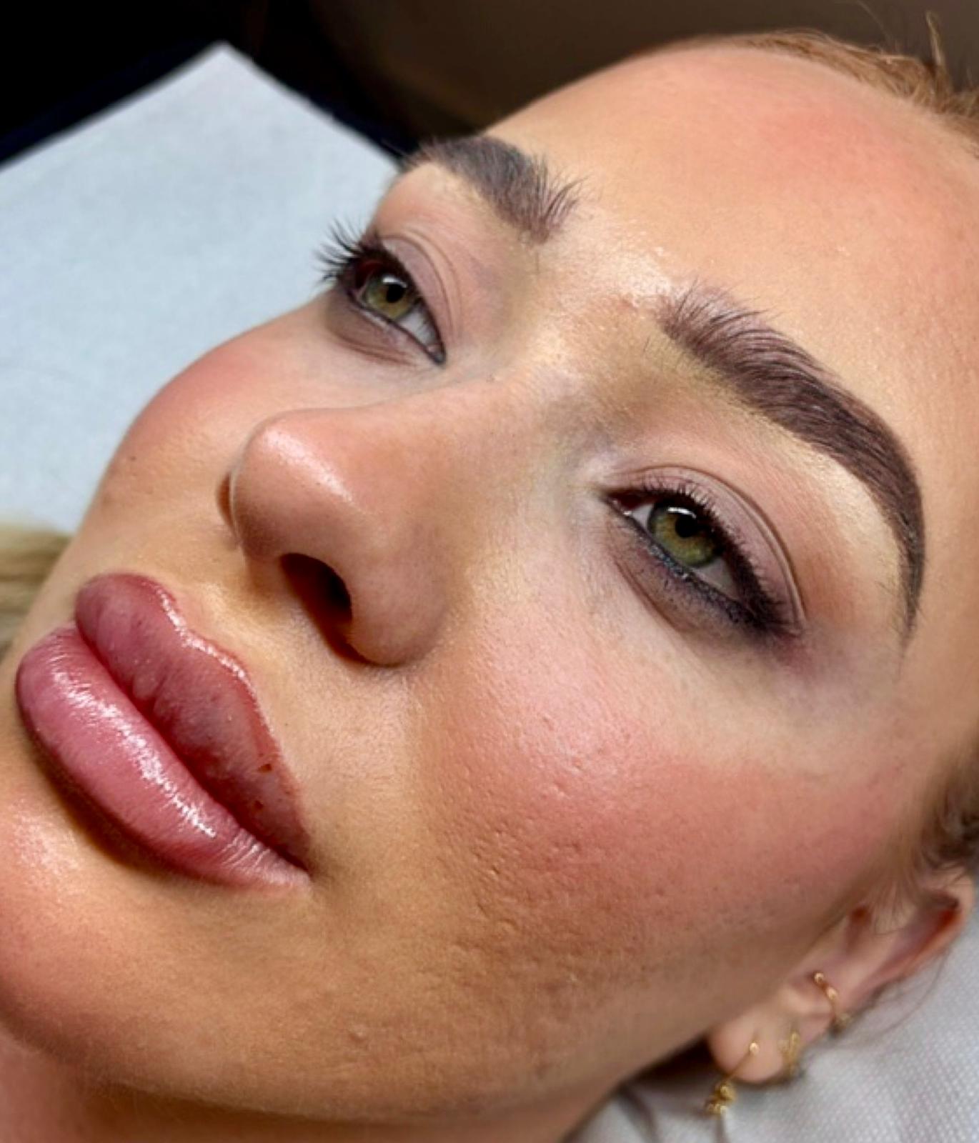 Avant extensions de cils